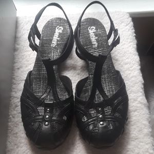 Skechers black Sz 9 Caliper shoe